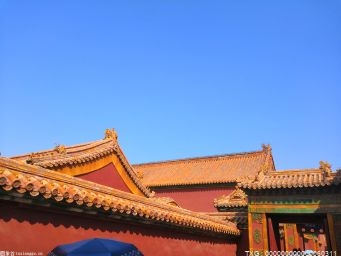 中国古代建筑色彩最高等级是什么颜色？中国古代建筑是以什么结构为主？