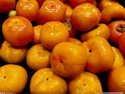 空腹可以吃柿子吗？柿子吃的时候为什么要用盐水泡？
