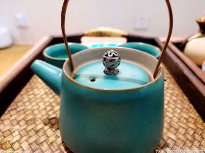 牡丹花茶喝着是甜的还是苦的?哪里的牡丹花茶产地最好?